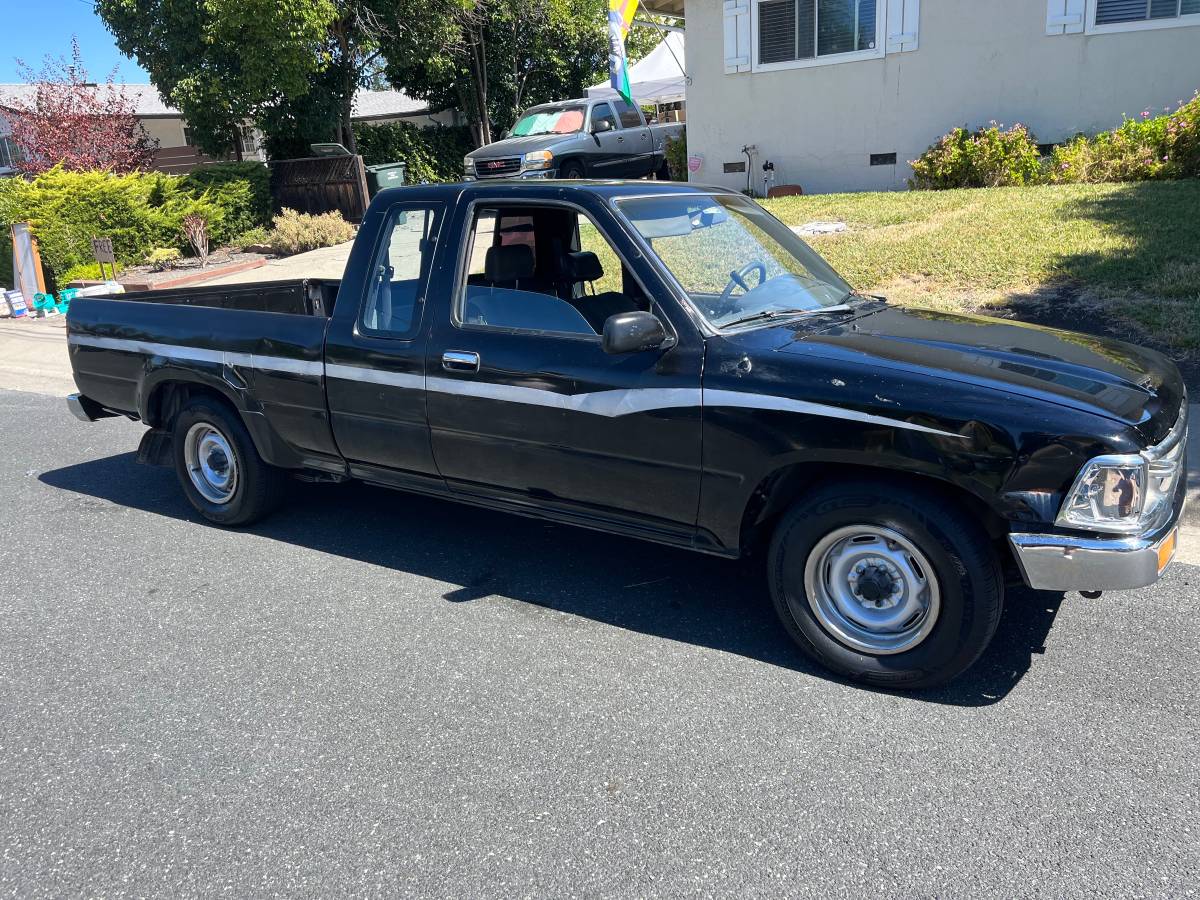 Toyota Pickup 1991, photo 1