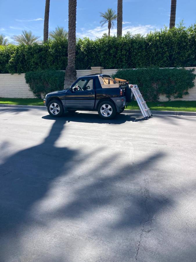 Toyota-Rav4-1996-black