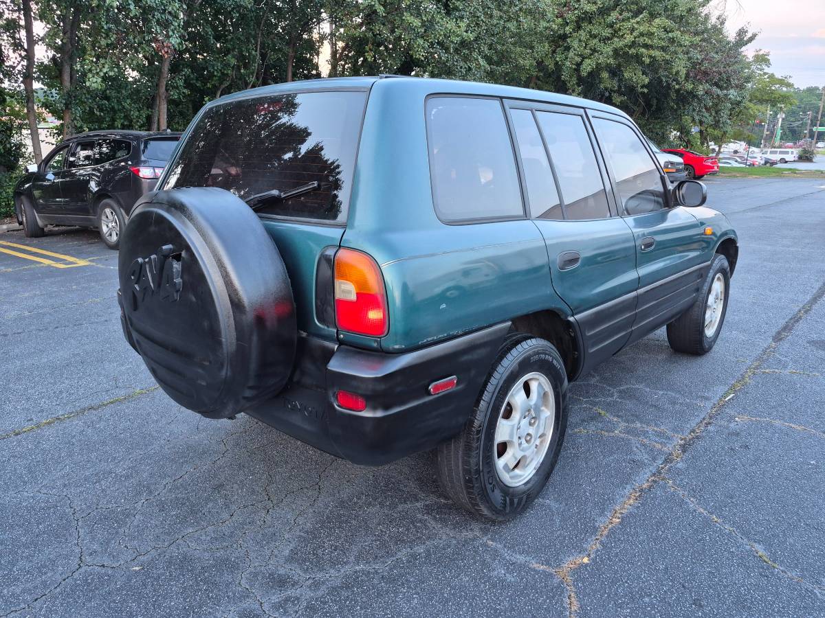 Toyota-Rav4-1996-green