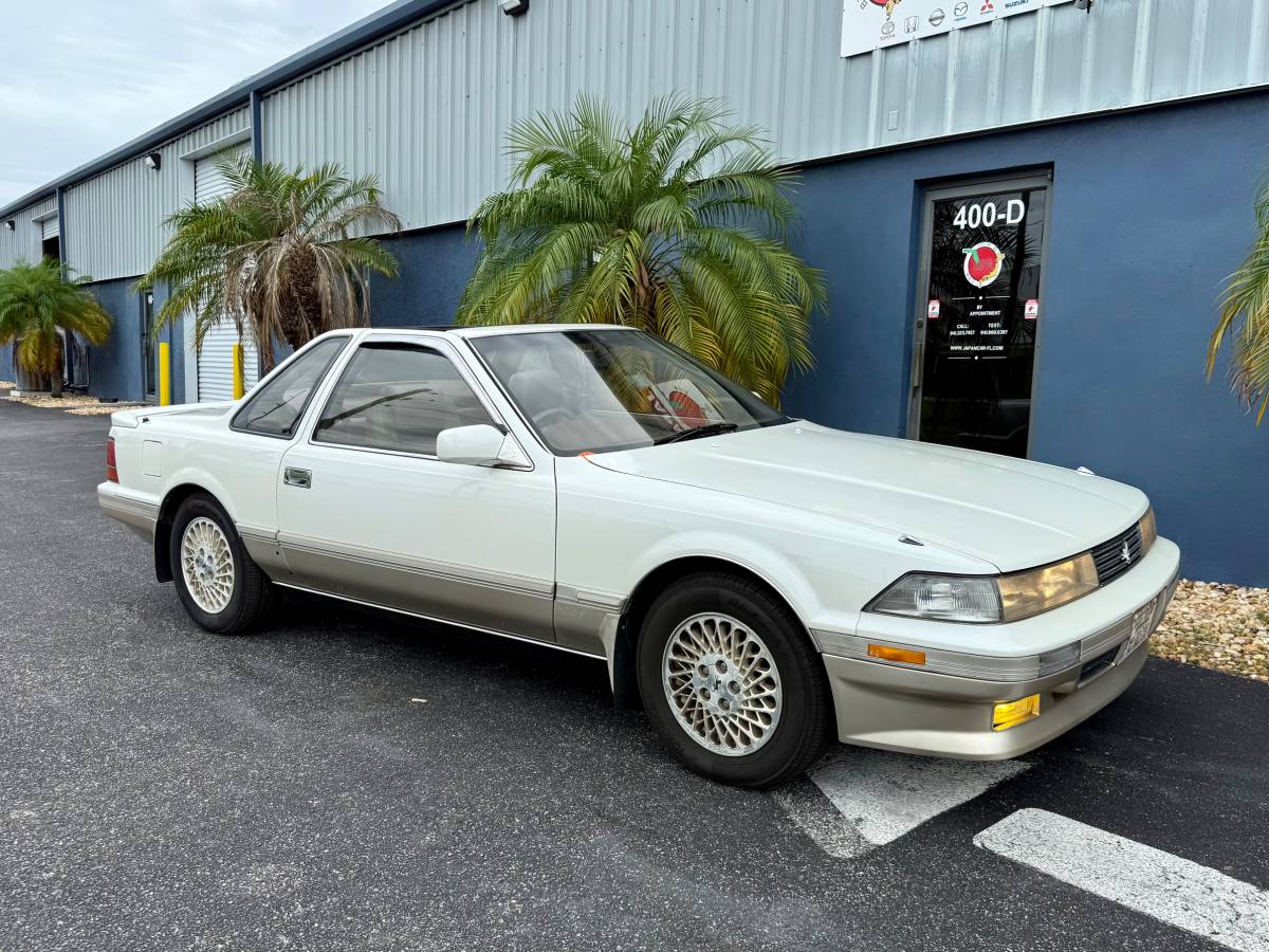 Toyota-Soarer-1989-white
