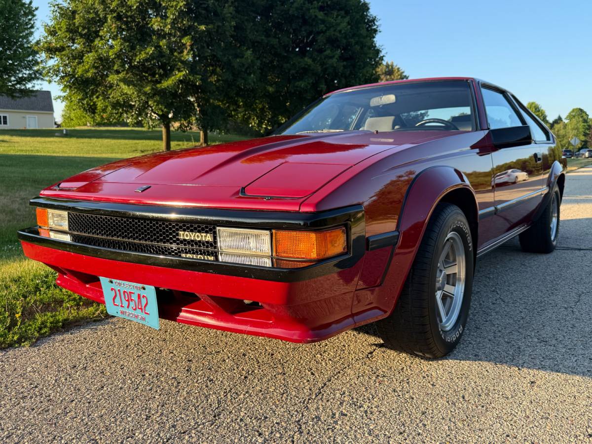 Toyota-Supra-1985-red
