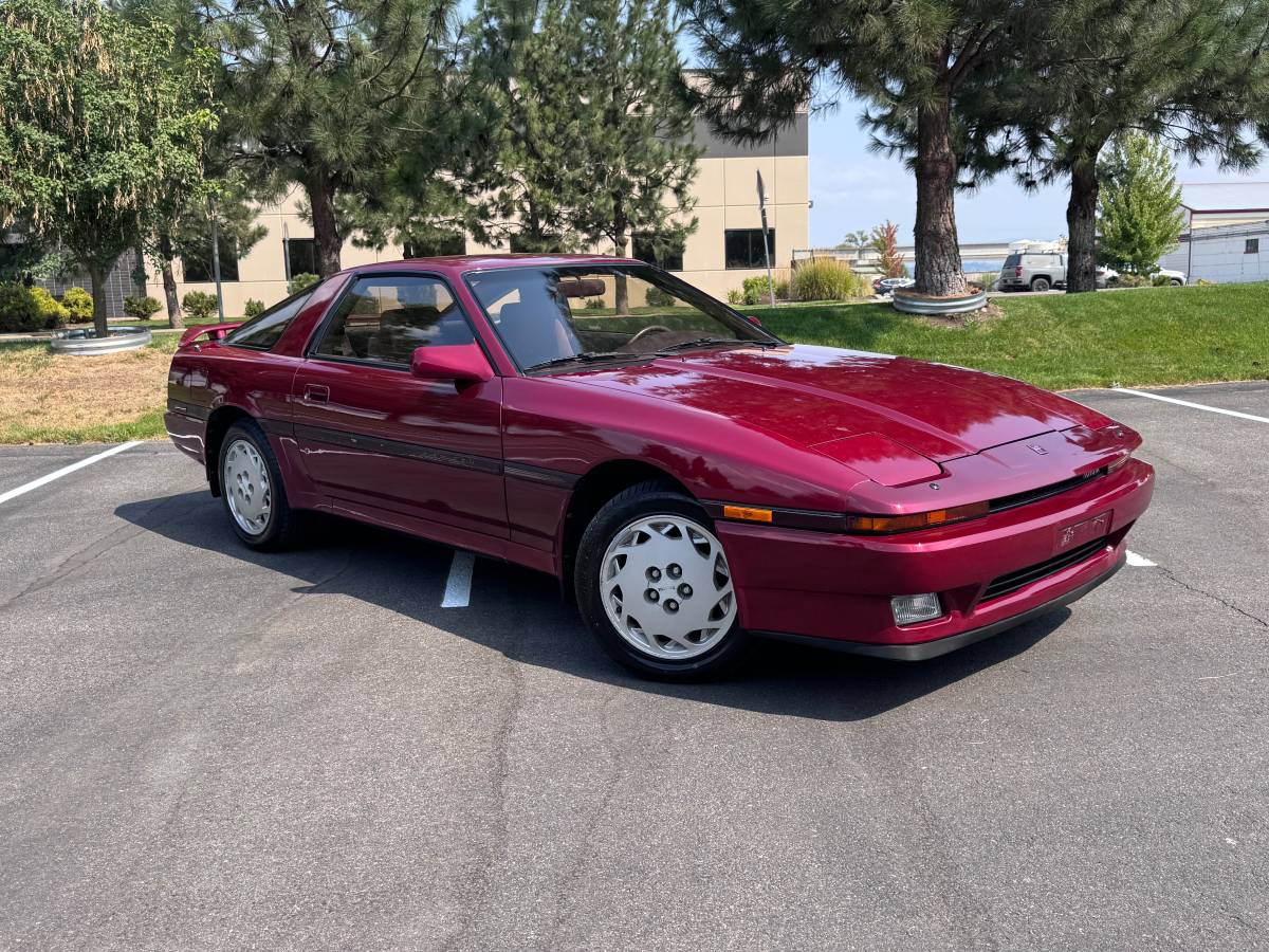 Toyota-Supra-1987