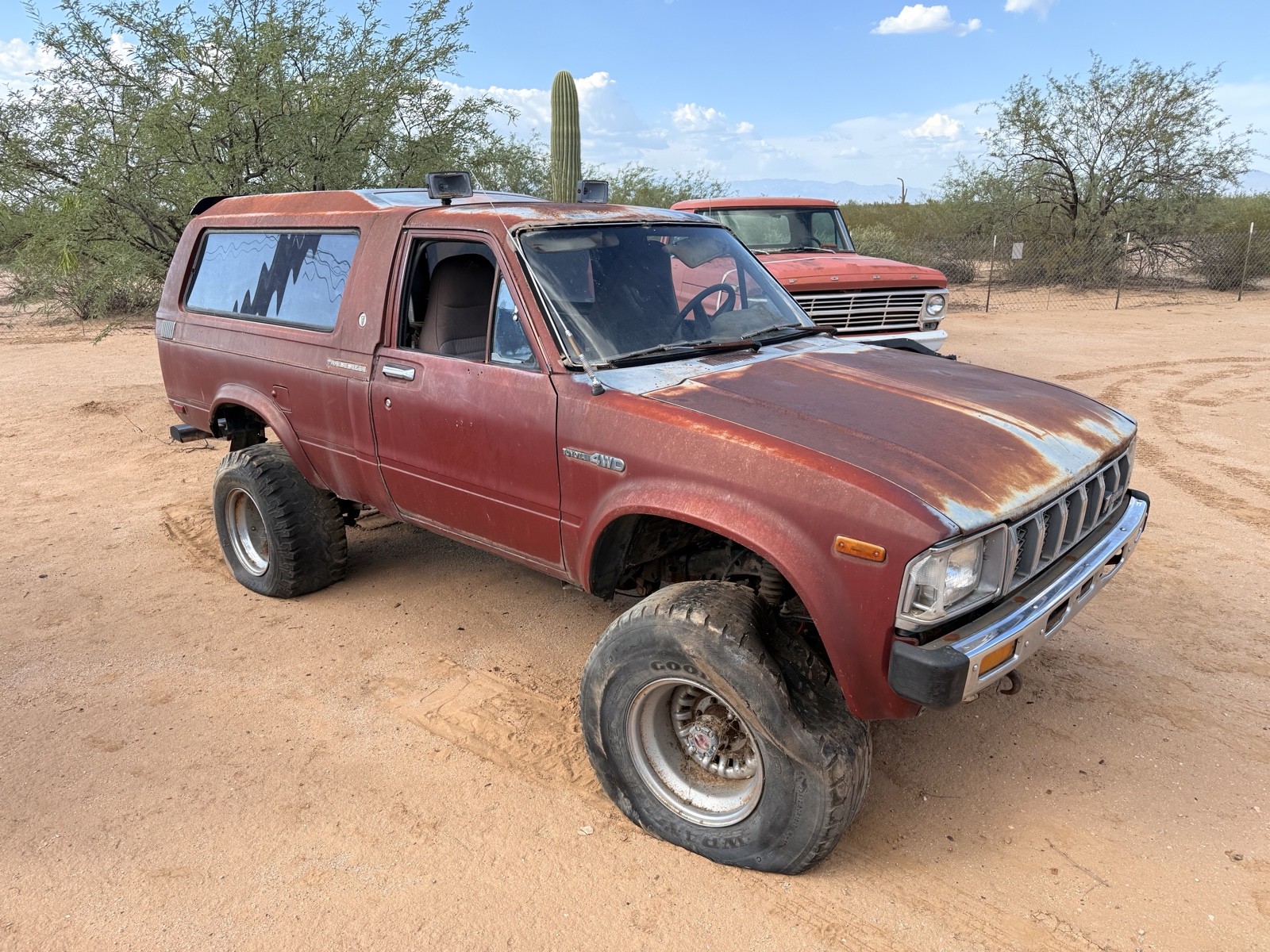 Toyota-T100-1983-Pickup