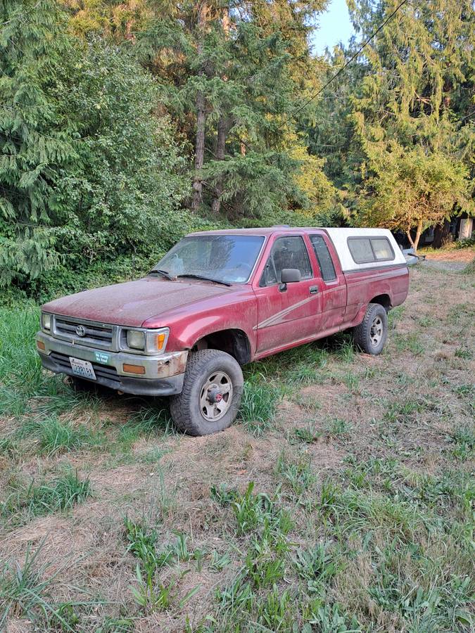 Toyota-Tacoma-sr5-1994-red
