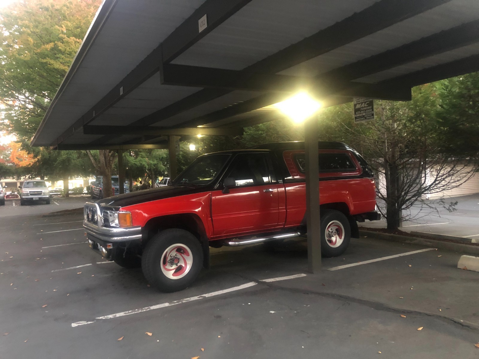 Toyota-Tundra-1988-Standard-Cab-Pickup