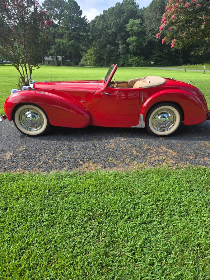 Triumph-2000-1949-red