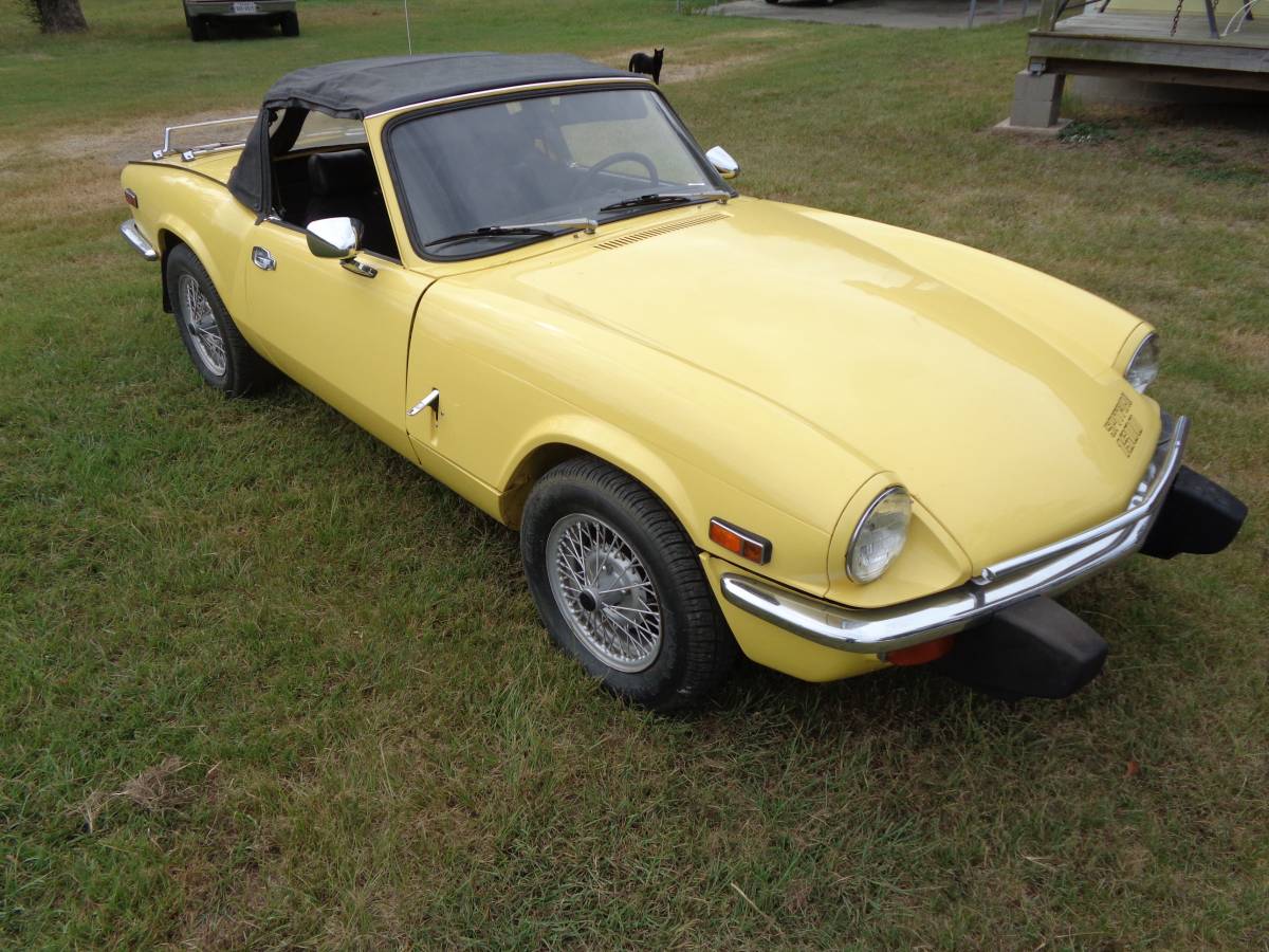 Triumph-Spitfire-1975