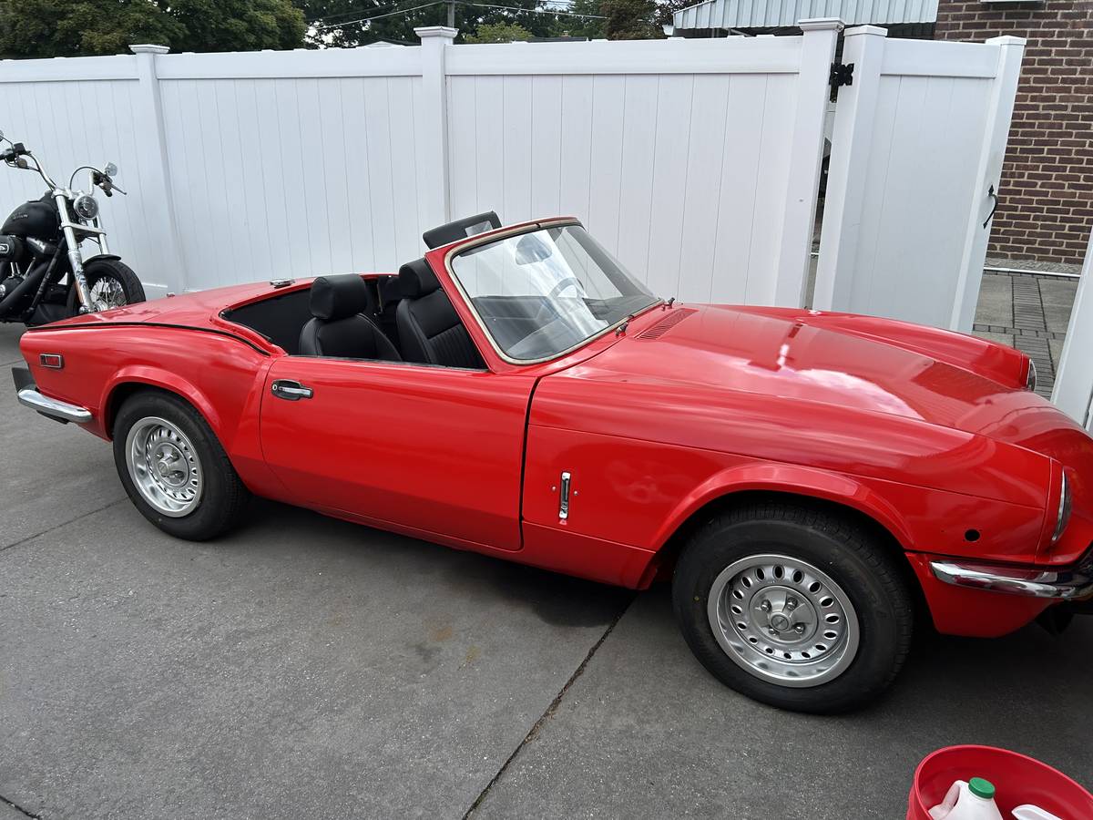 Triumph-Spitfire-1977