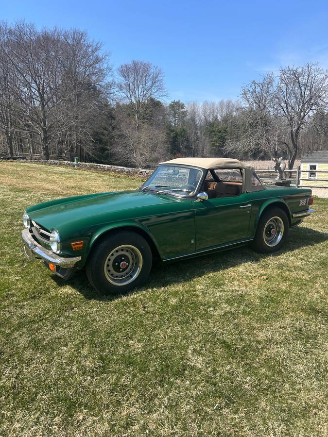 Triumph-Tr-six-1976-green