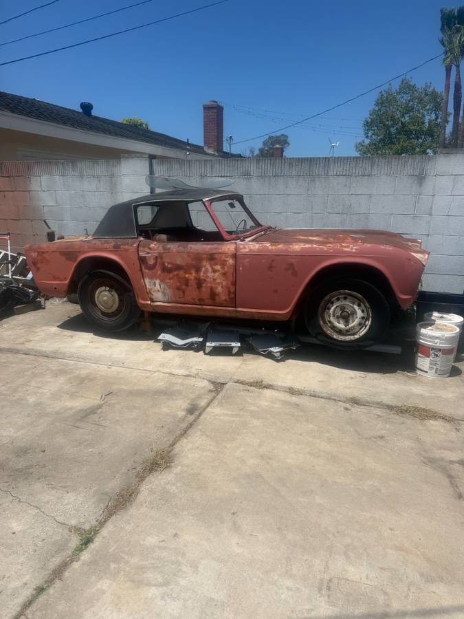 Triumph-Tr4-1964