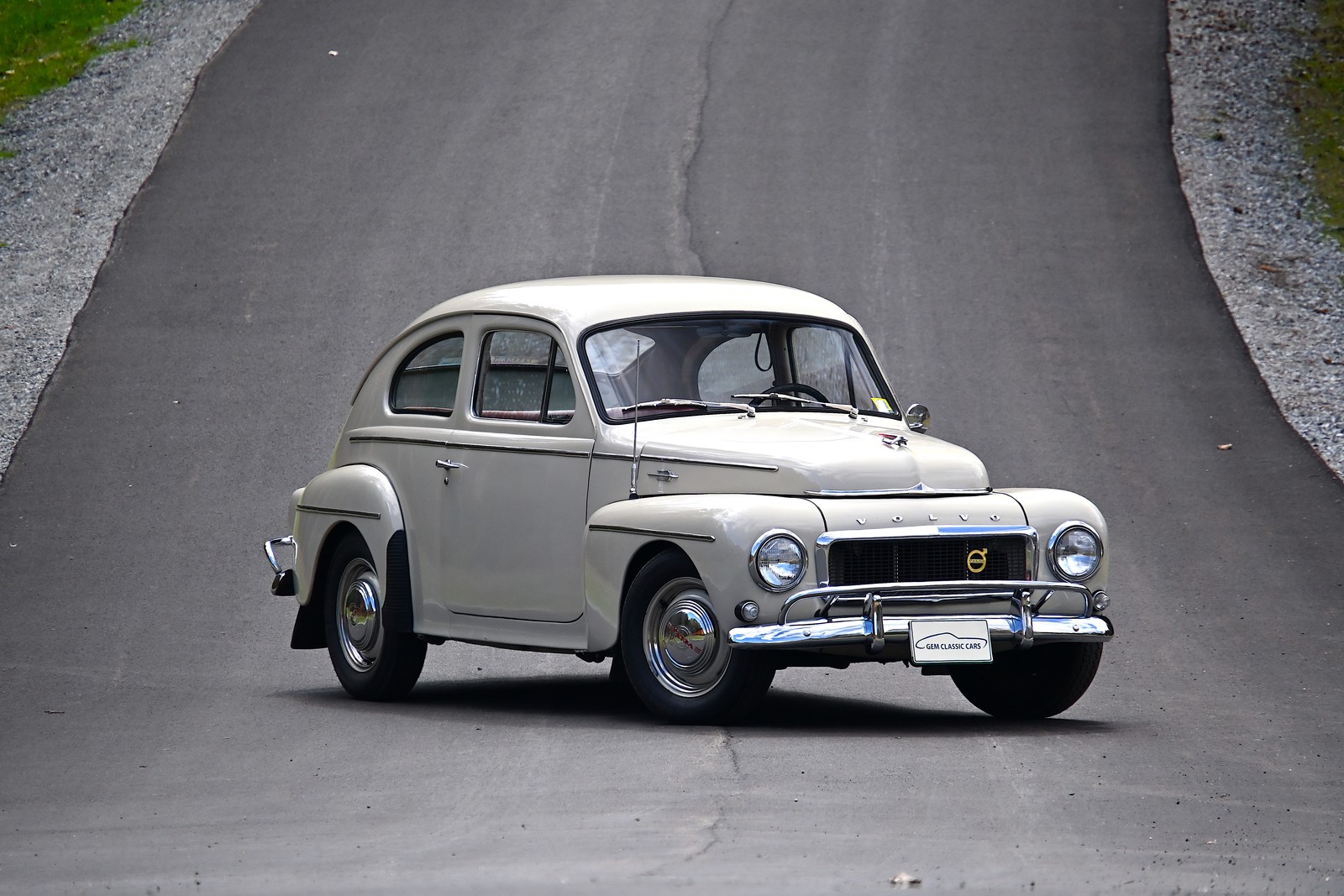 VOLVO-PV544-1962-COUPE
