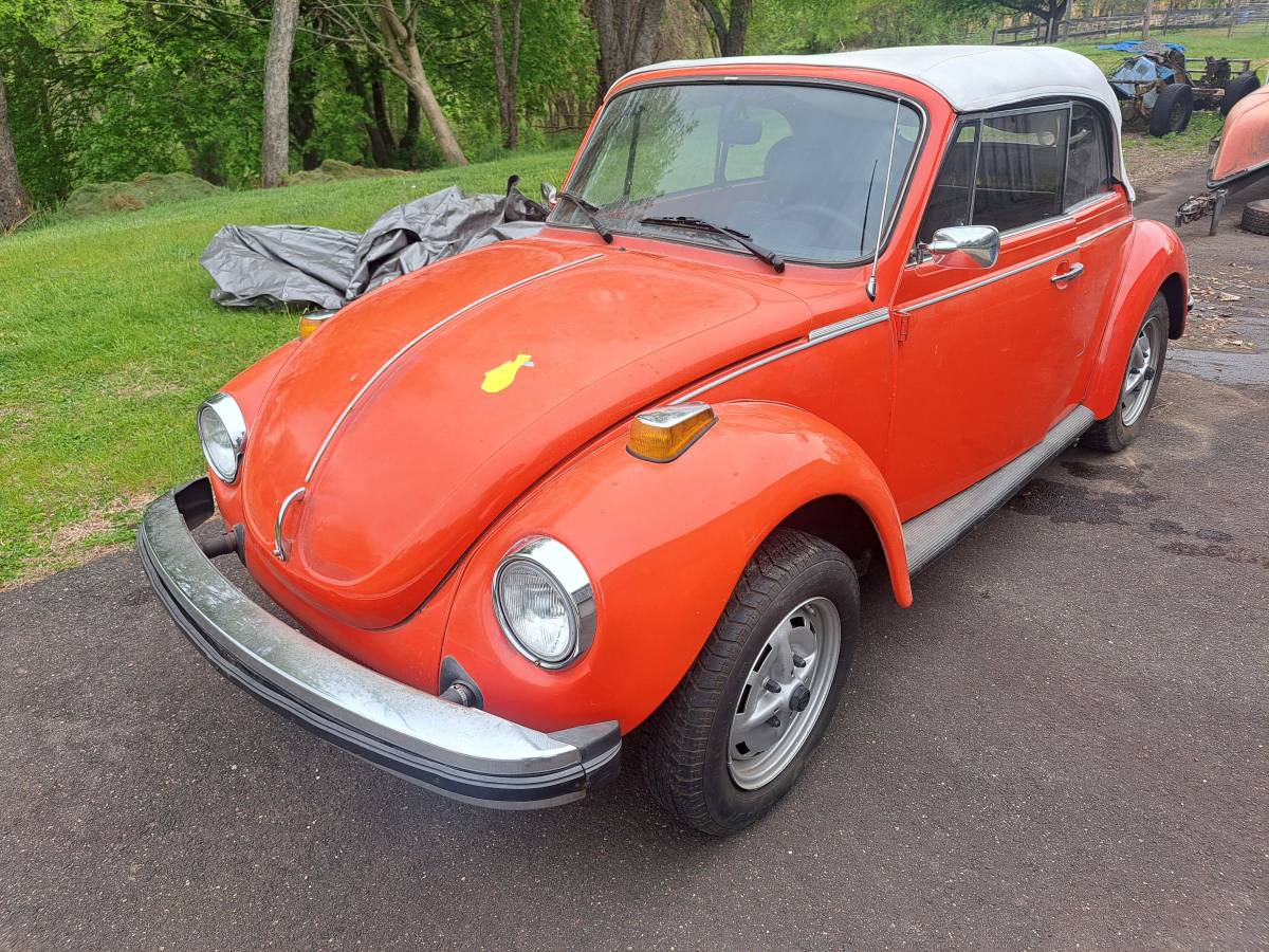 Volkswagen-Beetle-1979-orange