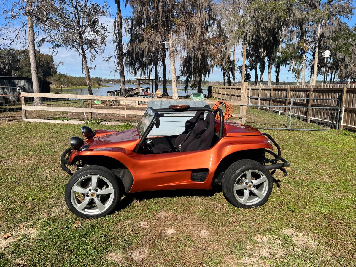 Volkswagen-Dune-buggy-street-legal-1973