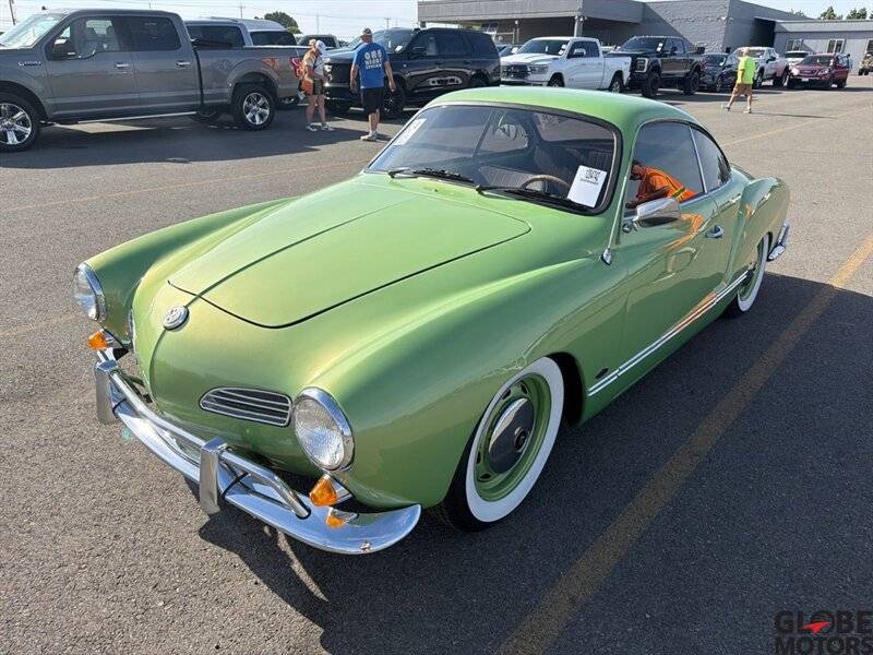 Volkswagen-Karmann-ghia-1967-green