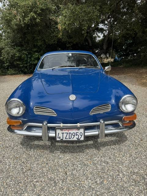Volkswagen-Karmann-ghia-1971-blue