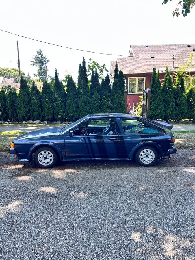 Volkswagen-Scirocco-mk2-8v-1988-blue