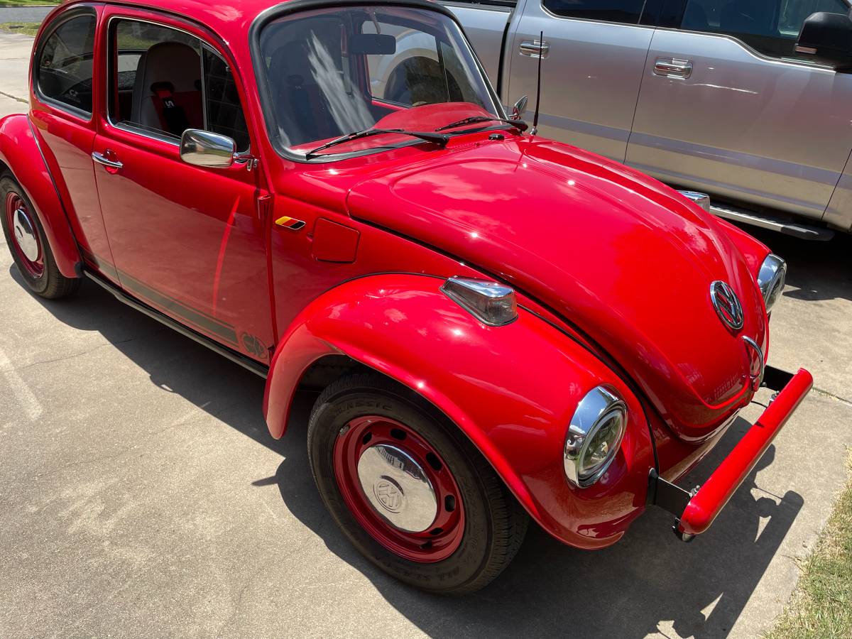Volkswagen-Super-beetle-vw-1973-red