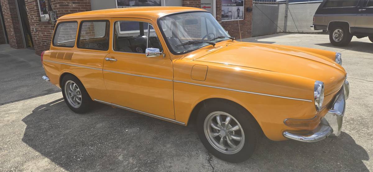 Volkswagen-Type-3-1972-orange