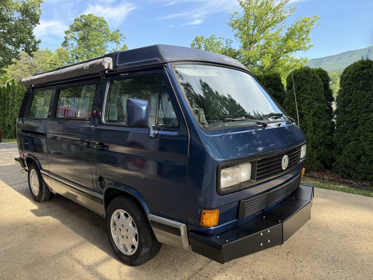 Volkswagen-Vanagon-multivan-1991-blue