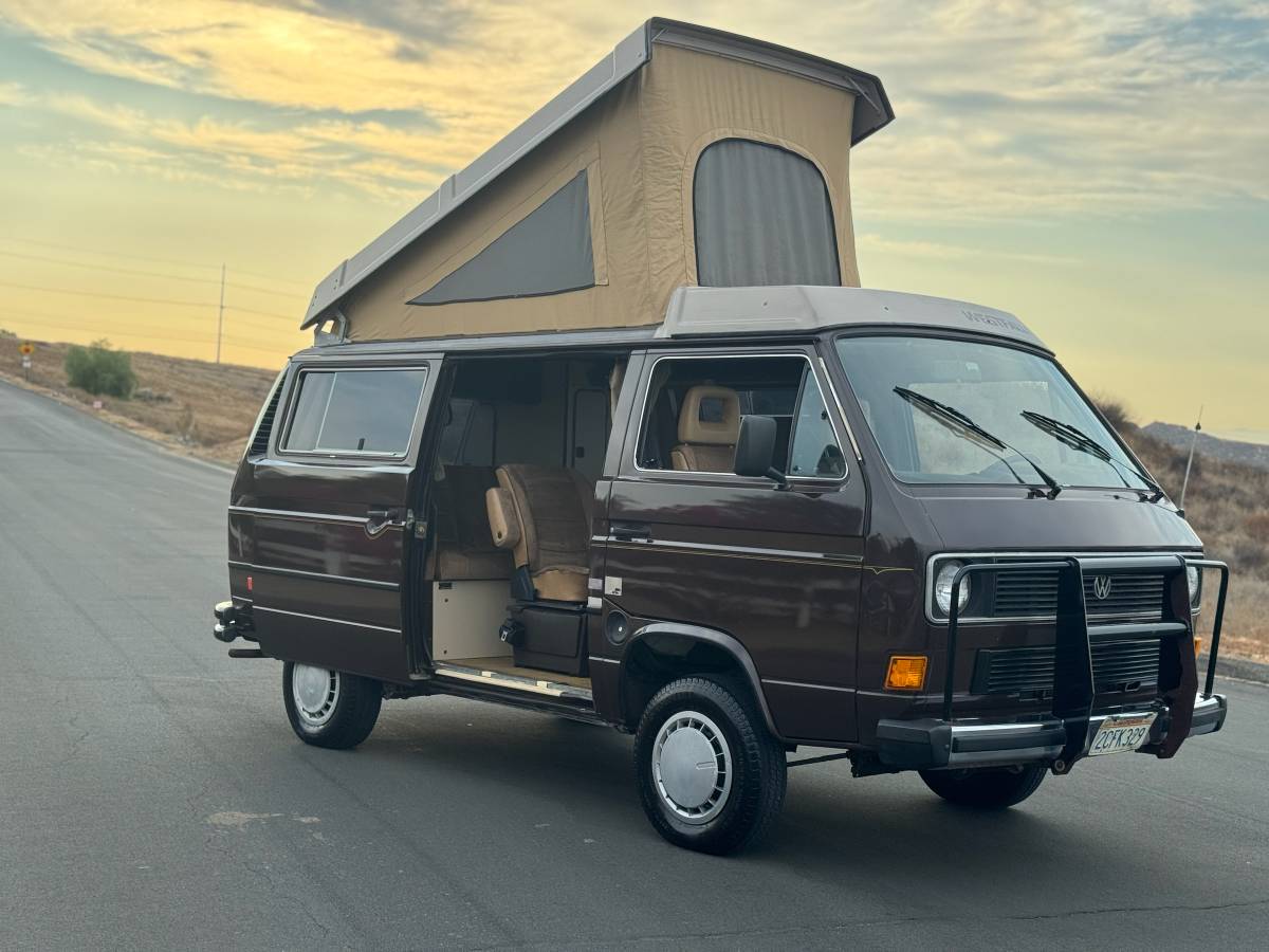 Volkswagen-Vanagon-westfalia-1985-brown