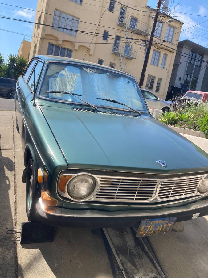 Volvo-142s-sedan-1970-green