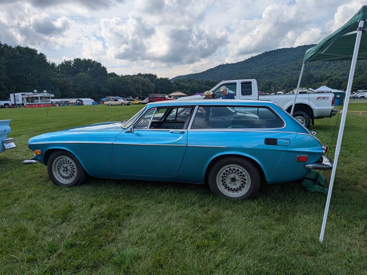 Volvo-1800-es-1973-blue