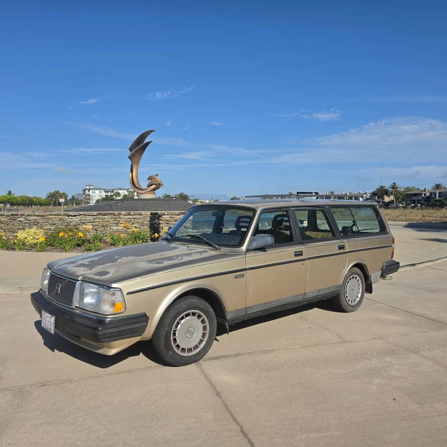 Volvo-240-1990