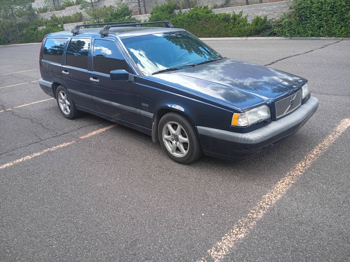 Volvo-850-t-wagon-1996-Blue