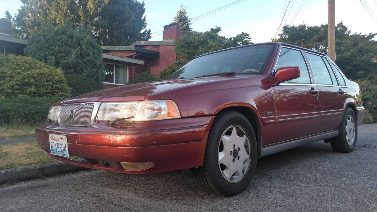 Volvo-960-series-1995-red