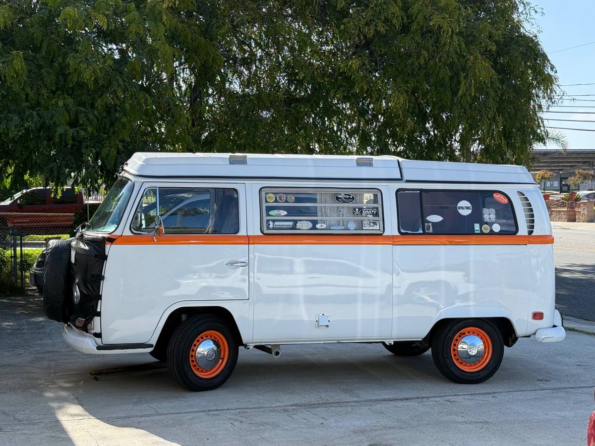 Vw-campmobile-1971-white Vw-campmobile-1971-white