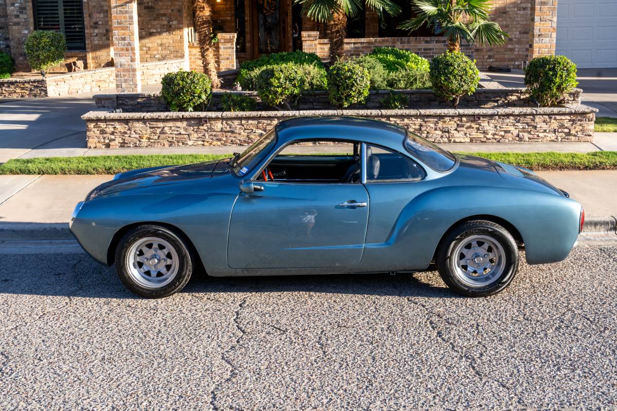 Vw-karmann-ghia-1969-Blue