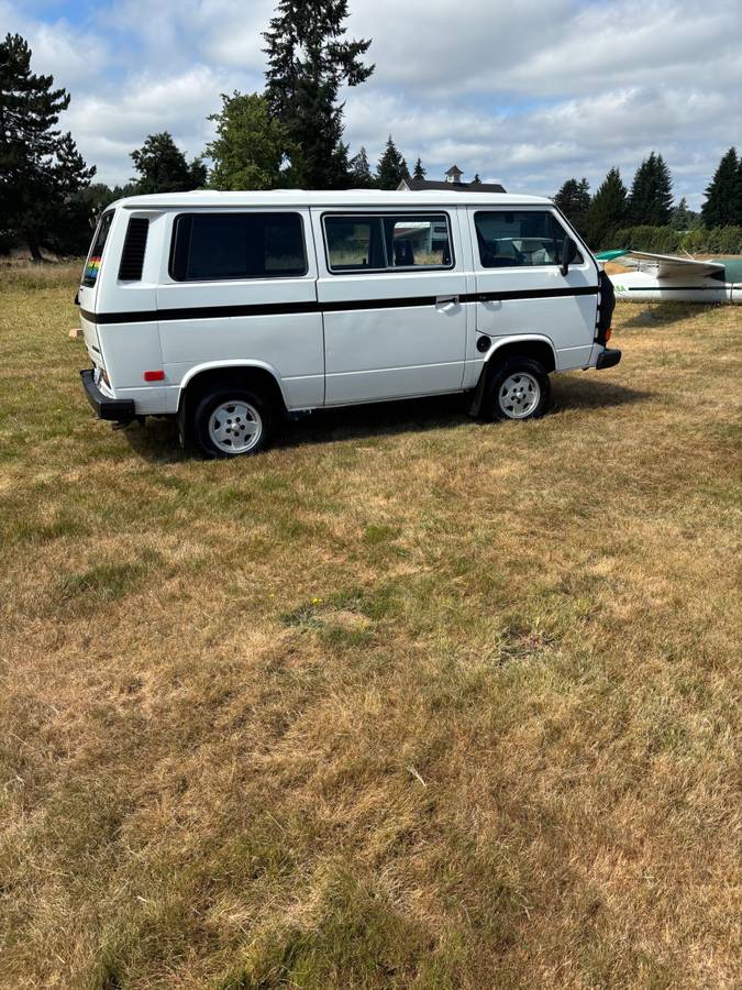 Vw-vanagon-1987-White