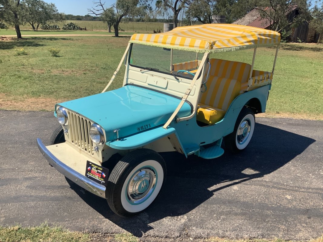 Willys-1960-SUV-Yellow
