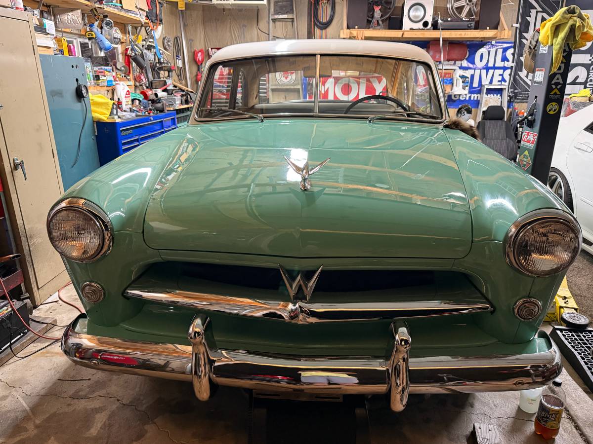 Willys-Aero-1952-green