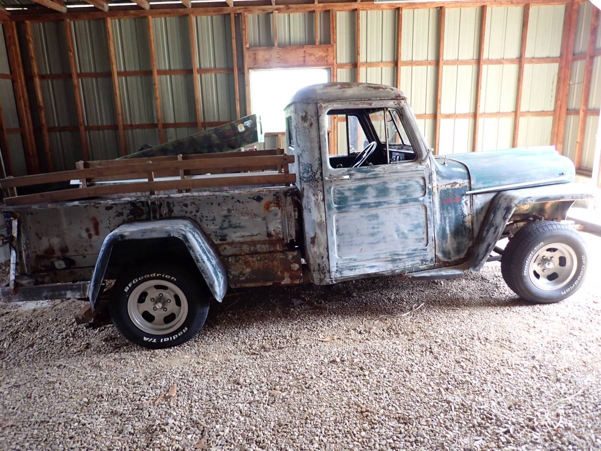 Willys-Pickup-1951-Green