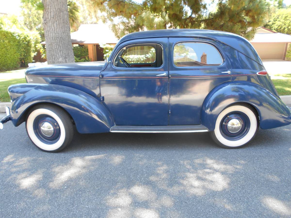 Willys-Sedan-1939-blue