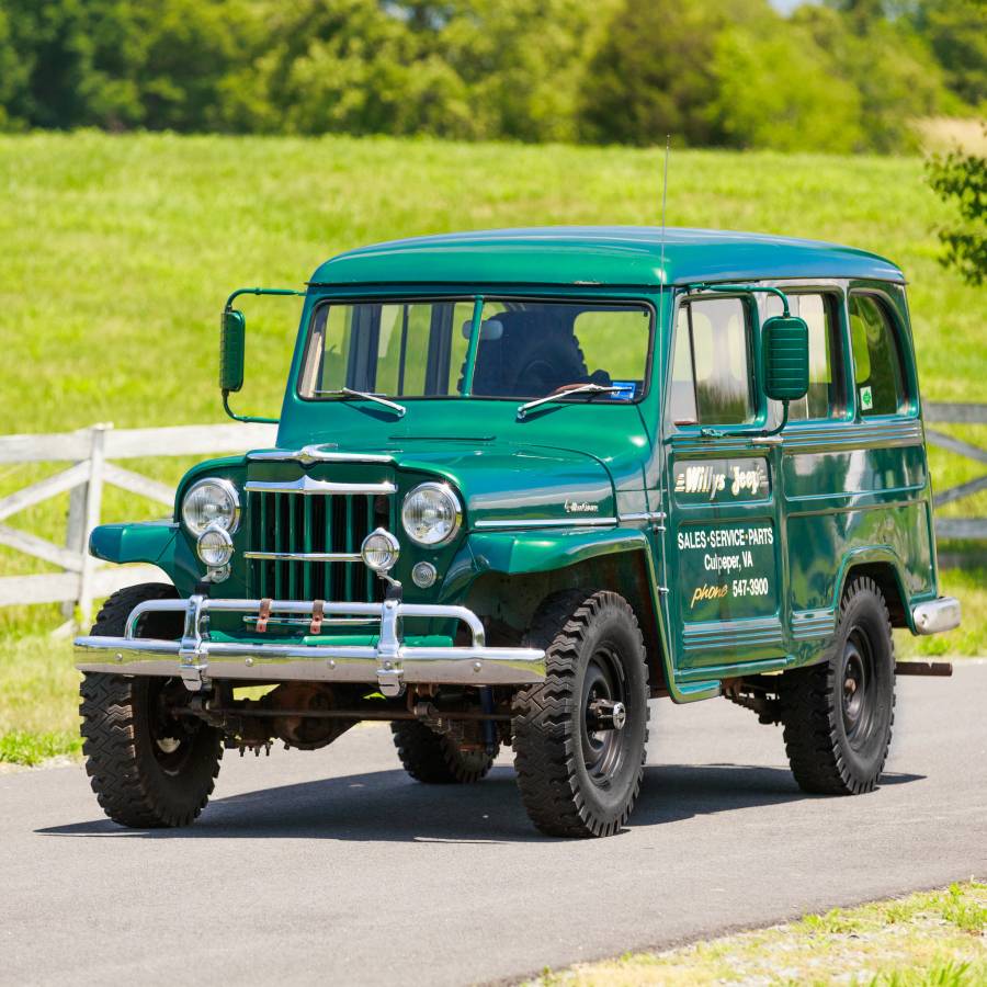 Willys-jeep-Station-wagon-1955-green