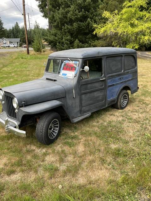 Willys-wagon-1949