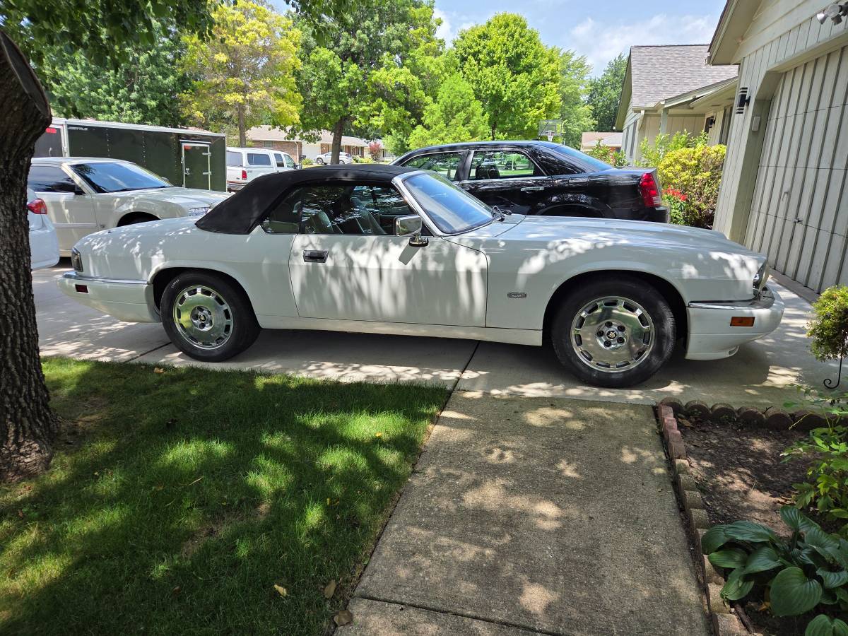 Xjs-1996