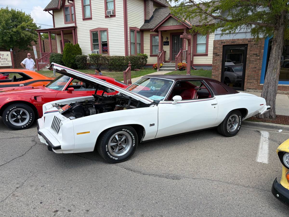 pontiac-grand-am-1974-white