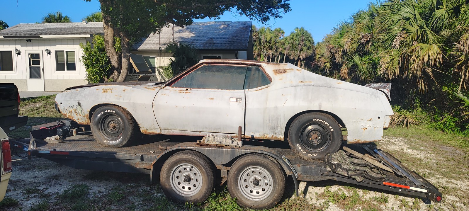 AMC-AMX-1973-Coupe-Black