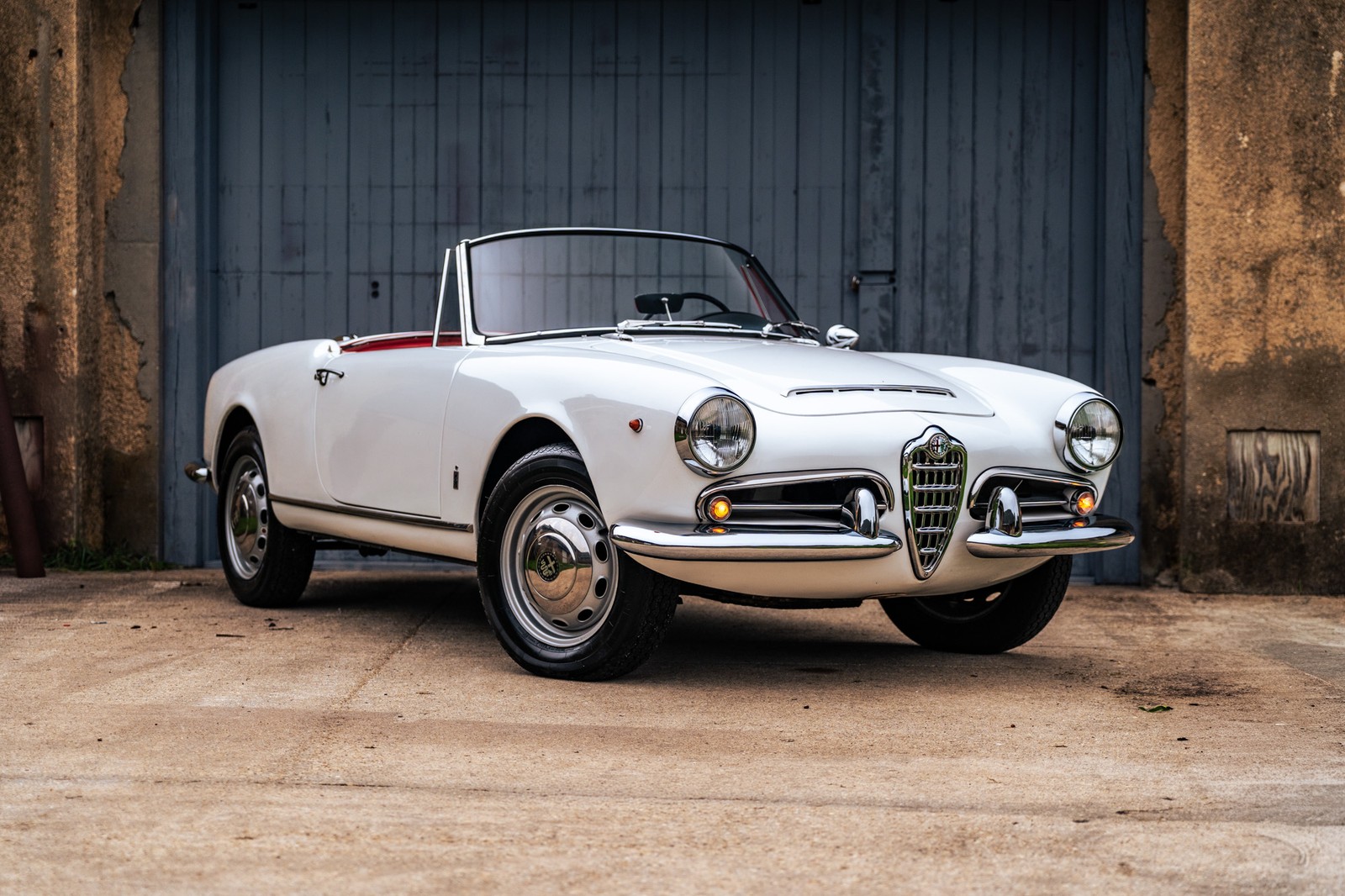 Alfa-Romeo-Giulia-1966-Red
