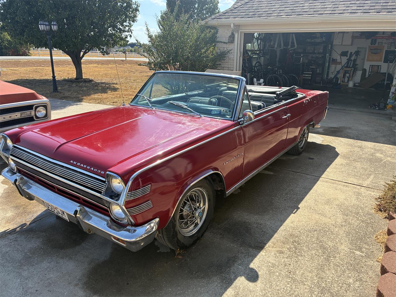 Amc-Ambassador-1966-Red-grayblack
