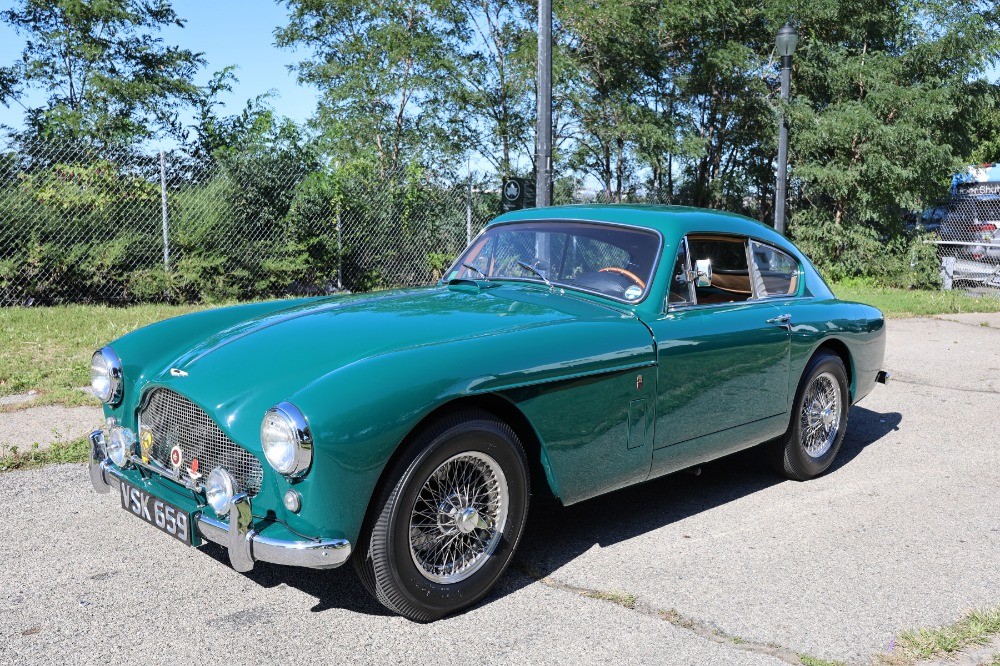 Aston-Martin-DB-MK-III-1958-Coupe-Tan