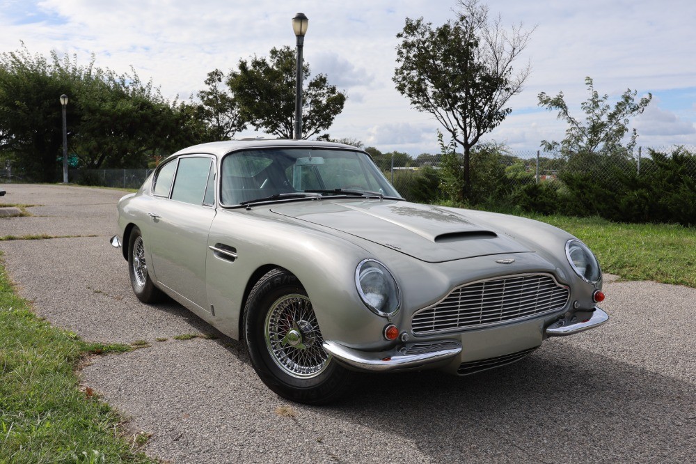 Aston Martin DB6 1967