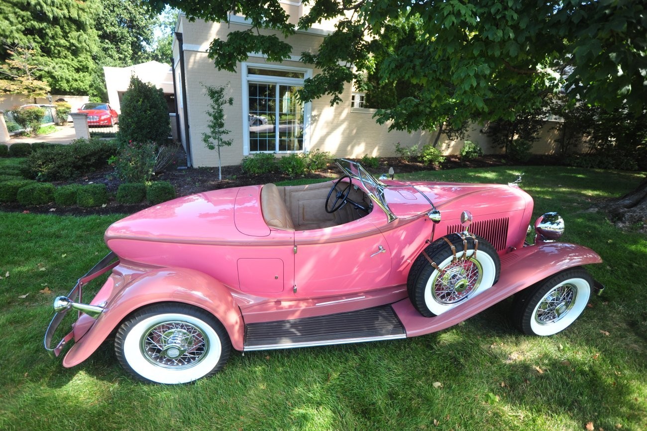 Auburn-Boat-Tail-Speedster-1932-Convertible
