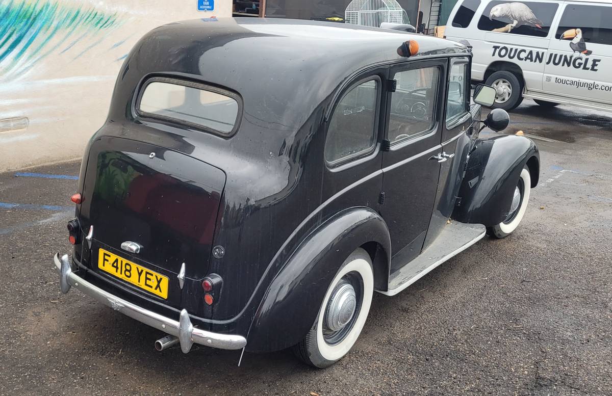Austin-Taxi-1957-Black