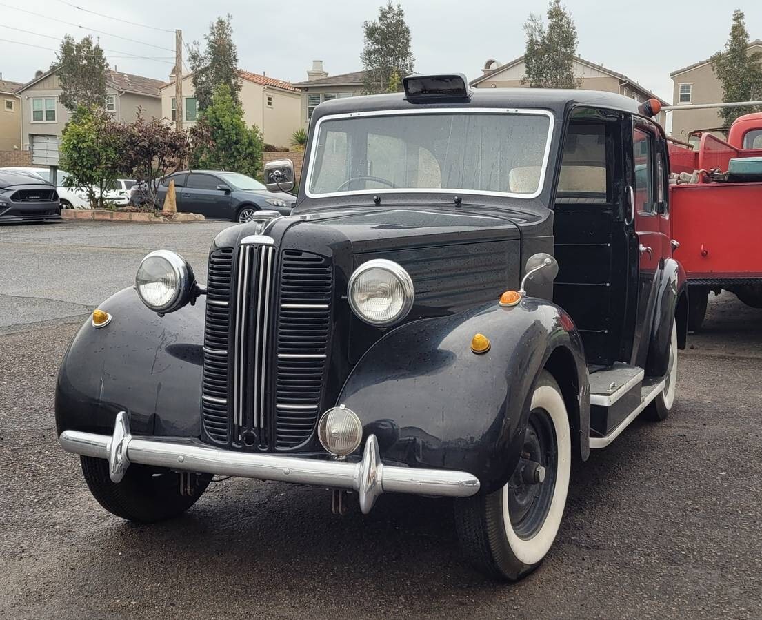 Austin Taxi 1957