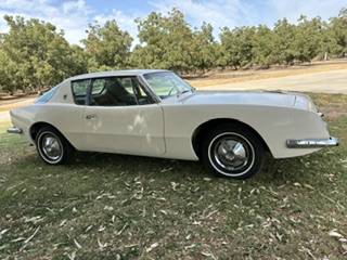 Avanti-1963-White