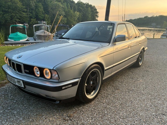 BMW M5 1991